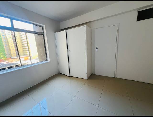 1.5 BEDROOM APARTMENT FOR SALE IN POINT WATERFRONT